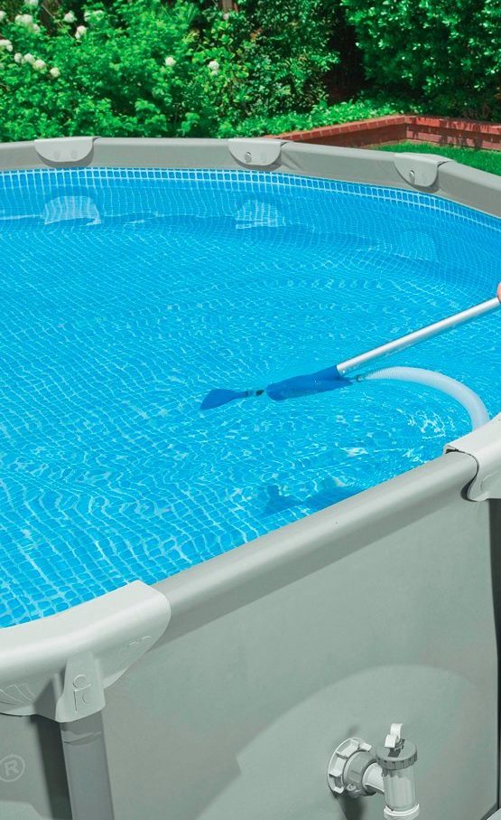 Pool reinigen
